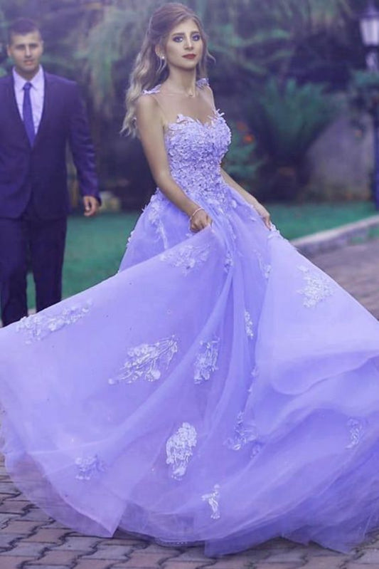 Elegant A Line Floor Length Tulle Prom Dresses Lace Appliques cg4427